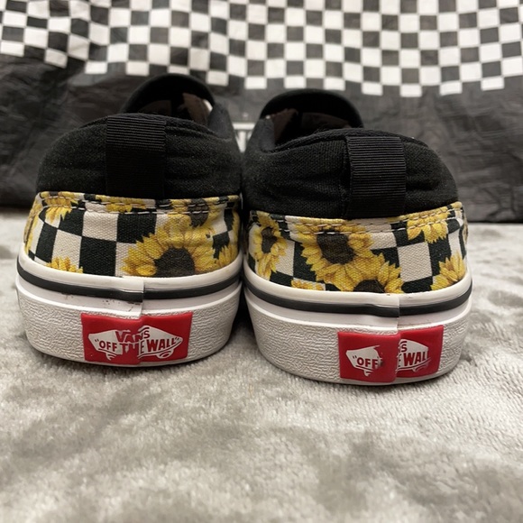 VANS SUNFLOWER/CHECKERBOARD SLIP ON SNEAKERS - Picture 3 of 9